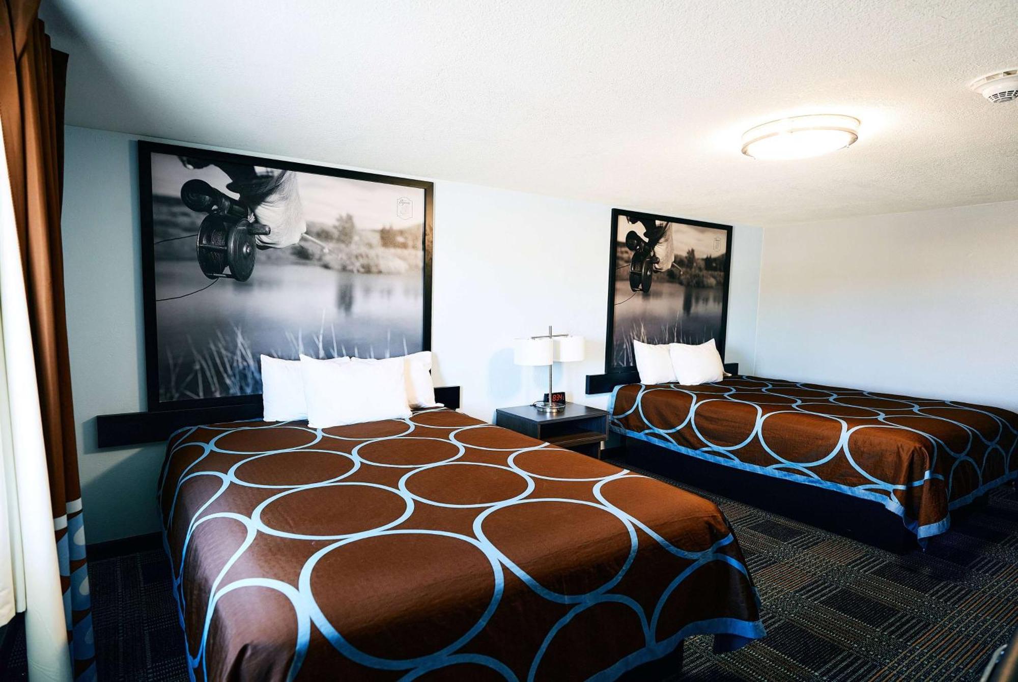 Super 8 By Wyndham Pueblo Hotel Ngoại thất bức ảnh