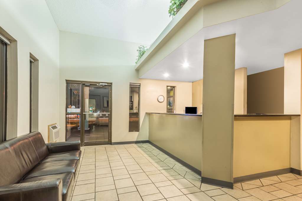 Super 8 By Wyndham Pueblo Hotel Nội địa bức ảnh
